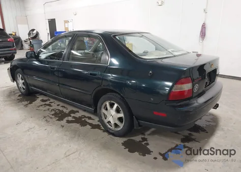 1995 Honda Accord Ex z USA, uszkodzony, nr VIN JHMCD5668SC056312